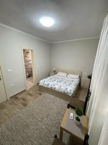 New Bazaar Rooms Tirana Exterior photo